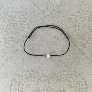 Bratara cu snur reglabil si perla swarovski roz