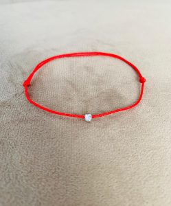 Bratara cu snur si cristal swarovski Bratara cu snur si cristal swarovski
