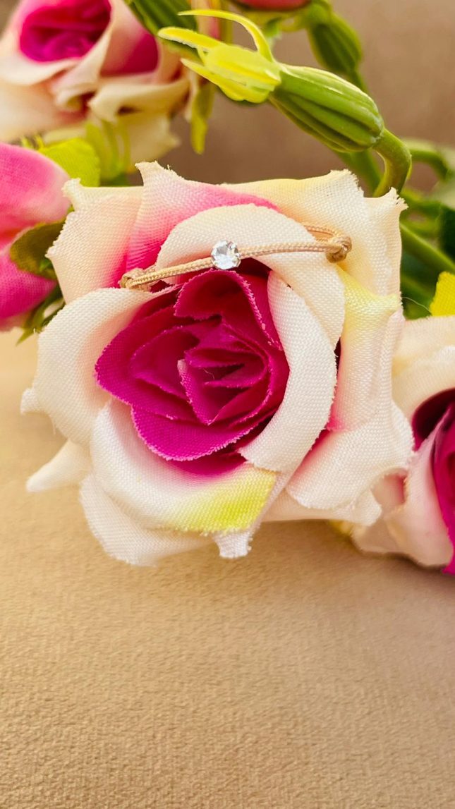 Inel Elegant cu Șnur Reglabil și Cristal Swarovski