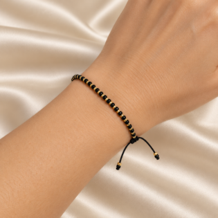 Brățară Handmade Cu Mărgele Miyuki Negre Și Placate Cu Aur 24K Pe Șnur Reglabil – Contrast Elegant