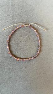 Brățară Handmade cu Pietre Magic Crystal Pecan Plum, Miyuki Mov și Aur 24K pe Șnur Bej Reglabil