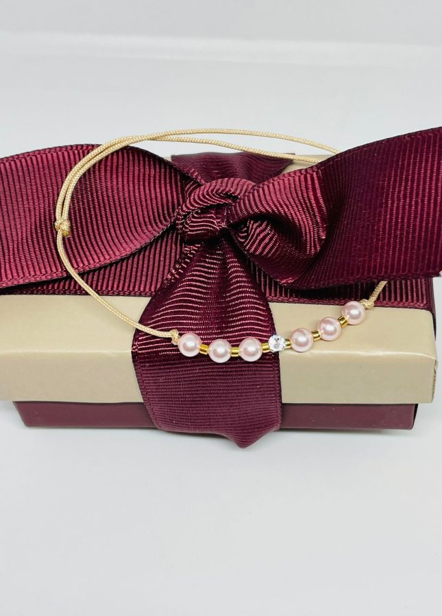 Bratara cu snur, perle roz si cristal swarovsky,margele Miyuki placate cu aur de 24kt Bratara cu snur, perle roz si cristal swarovsky,margele Miyuki placate cu aur de 24kt
