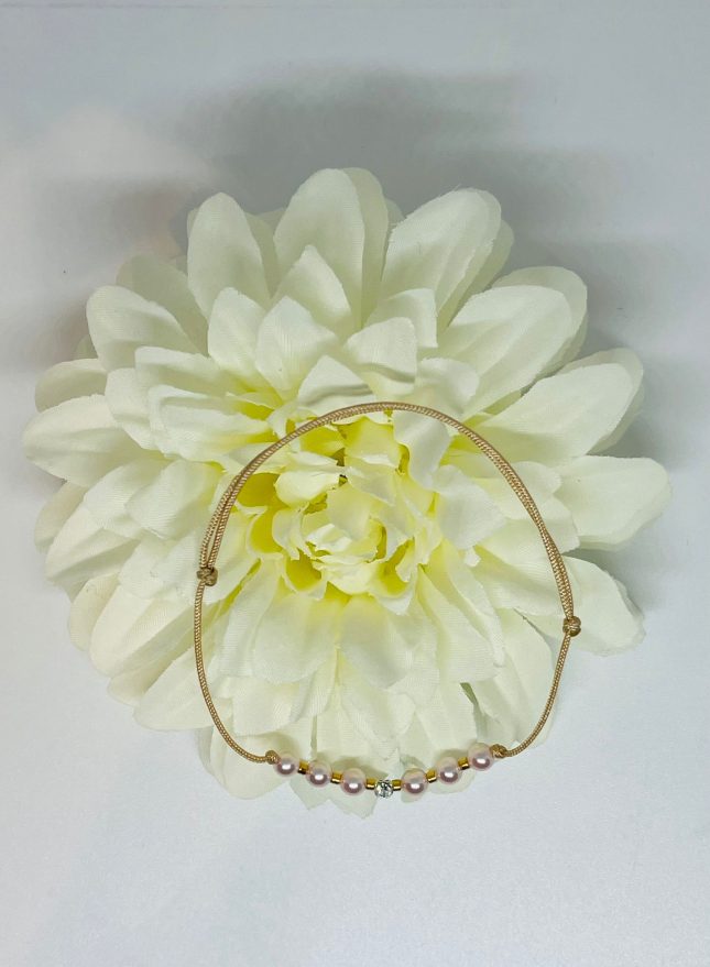 Bratara cu snur, perle roz si cristal swarovsky,margele Miyuki placate cu aur de 24kt Bratara cu snur, perle roz si cristal swarovsky,margele Miyuki placate cu aur de 24kt