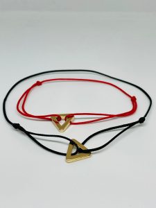 Set cuplu bratara cu snur triunghi, din alama placata cu aur