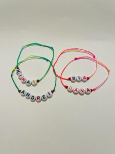 Bratara cu snur multicolor pentru copii cu nume