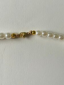 Colier Handmade „Perlă de Gheață" – Rece, Strălucitoare, Irezistibilă