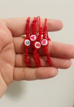 Brățară Împletită Reglabilă din Șnur Roșu cu Inițială Personalizată