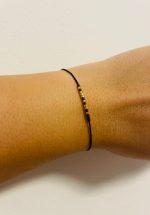 Brățară reglabilă pe șnur negru cu mesaj în cod Morse: Curaj