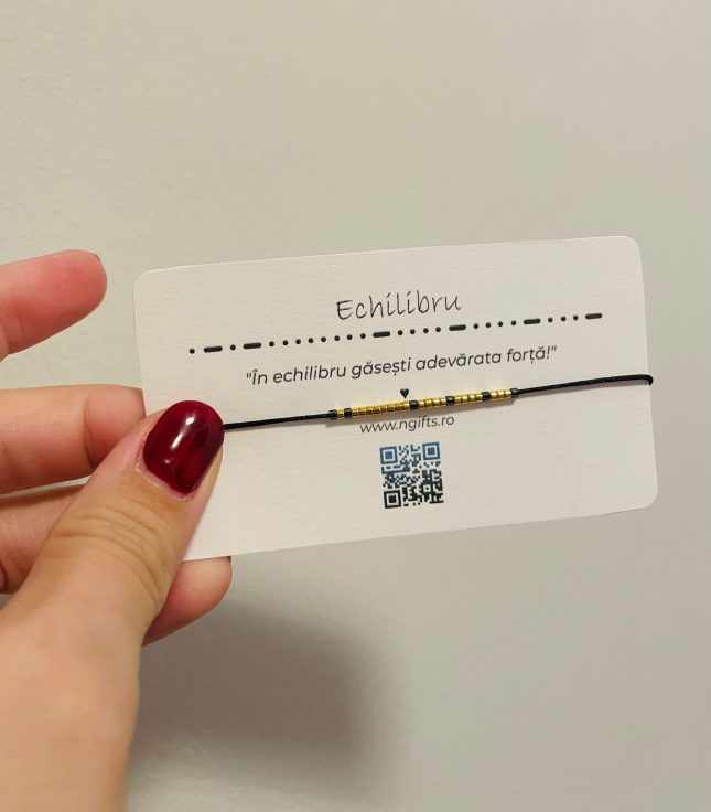 Bratara-Reglabila-Pe-Snur-Negru-Cu-Mesaj-In-Cod-Morse-Echilibru-1 Brățară Reglabilă Pe Șnur Negru Cu Mesaj În Cod Morse: Echilibru