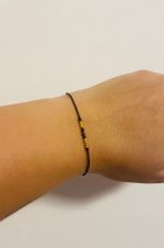 Brățară reglabilă pe șnur negru cu mesaj în cod Morse: Zâmbet