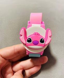 Ceas Digital pentru Copii cu Angel Roz – Personaj Lilo & Stitch, Curea Roz, Afișaj Digital Ceas Digital pentru Copii cu Angel Roz – Personaj Lilo & Stitch, Curea Roz, Afișaj Digital