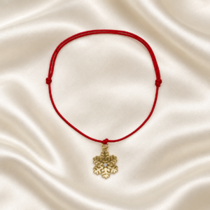 Brățară Handmade cu Charm Fulg de Nea Auriu și Cristal pe Șnur Reglabil – Magia Iernii la Mână