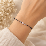 Brățară Handmade cu Perlă Roz Swarovski și Cristale Swarovski pe Șnur Reglabil – Strălucire Feminină