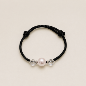 Inel Handmade cu Șnur Reglabil, Două Cristale Swarovski și Perlă Roz – Elegant și Delicat